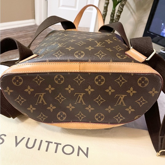 LOUIS VUITTON Monogram Bosphore Backpack - Picture 8 of 16